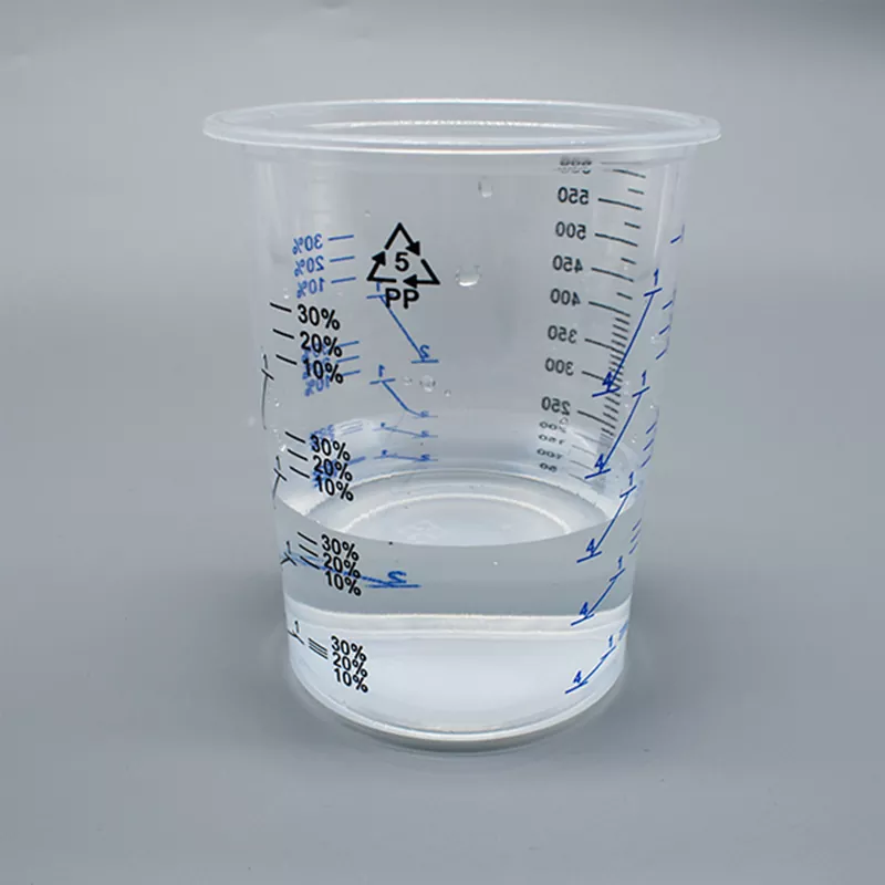 600 ml kertakäyttöinen PP -maalin sekoituskuppi